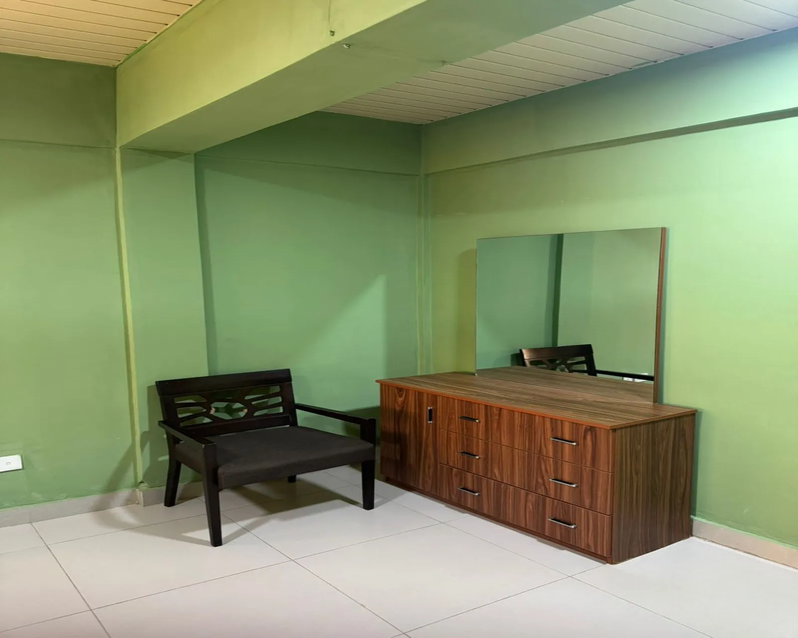 247 Hotel Apartment- (Queen bed with A/C) - 3